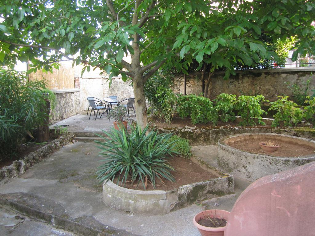 Guest House Ilona Pula Dış mekan fotoğraf
